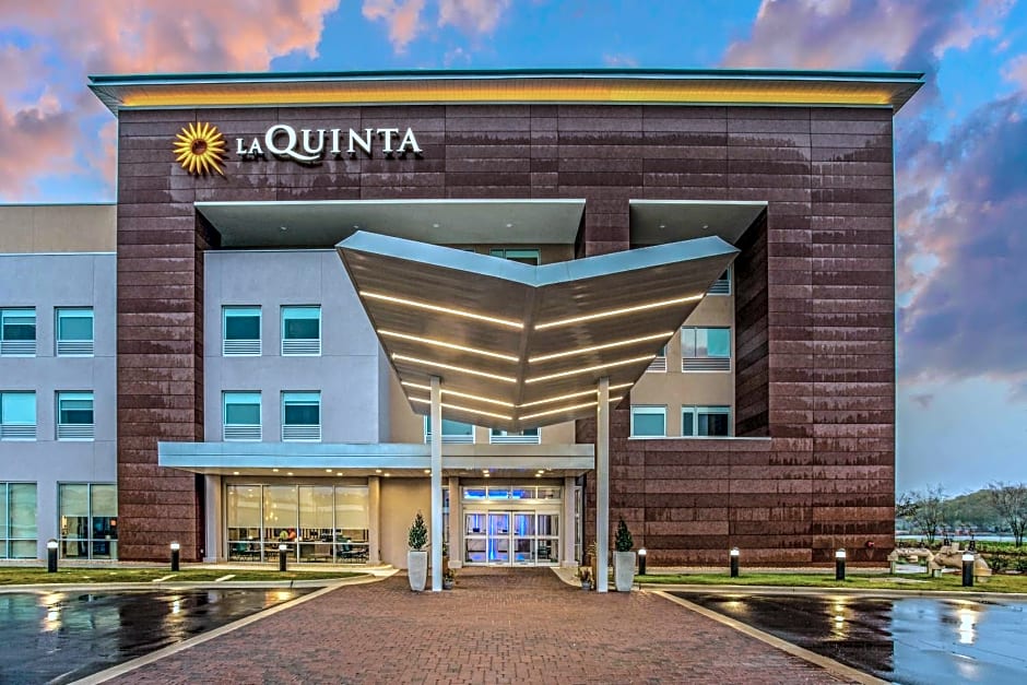 La Quinta Inn & Suites by Wyndham Miramar Beach-Destin