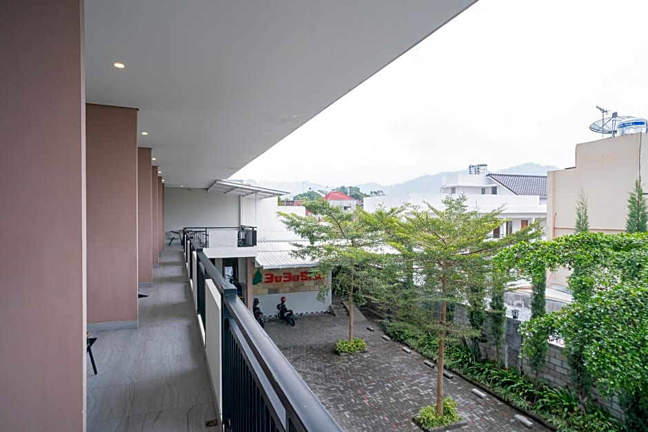 Urbanview Hotel Bubusini Batu by RedDoorz
