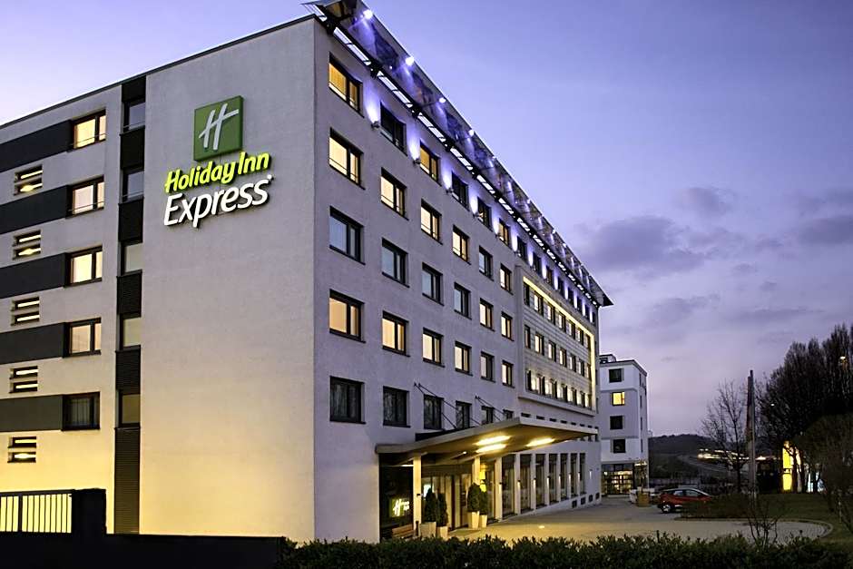 Holiday Inn Express Stuttgart Airport, an IHG Hotel