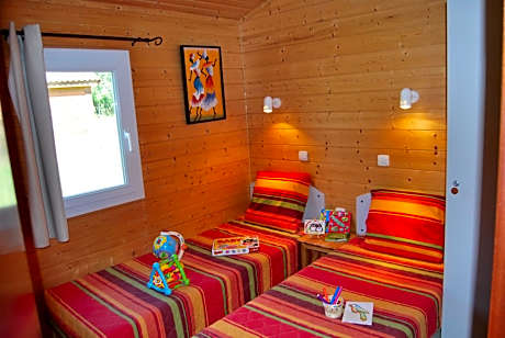 Cottage (4-6 adults)