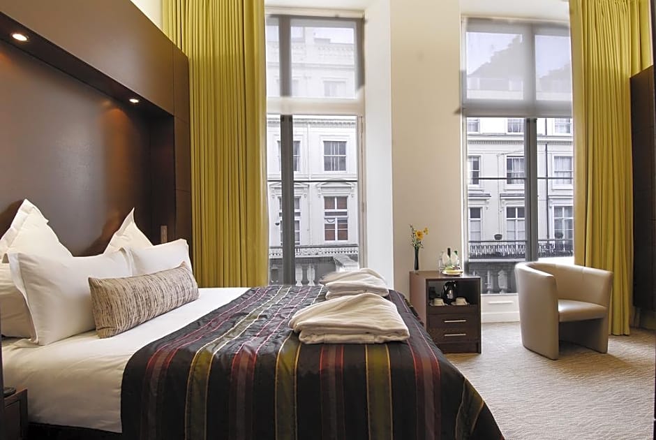 Inhabit Queen's Gardens, a Member of Design Hotels