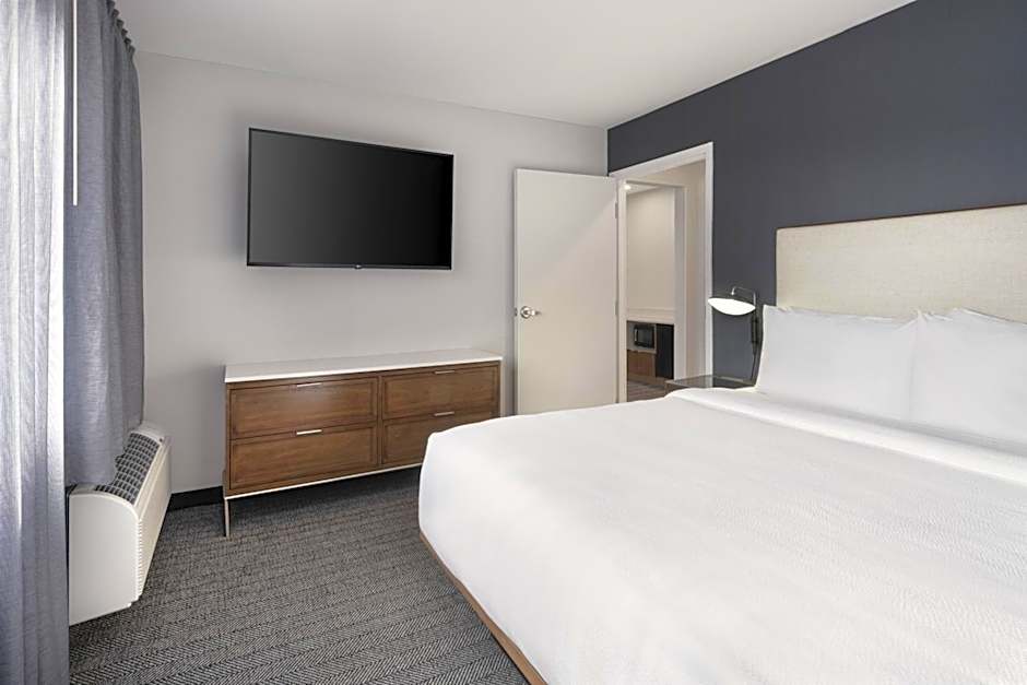 Courtyard by Marriott Mobile