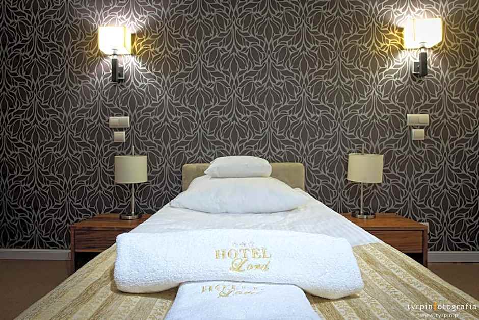 Hotel Lord Krosno