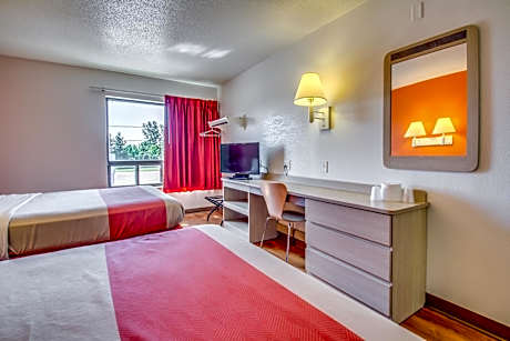 Deluxe Queen Room with Two Queen Beds