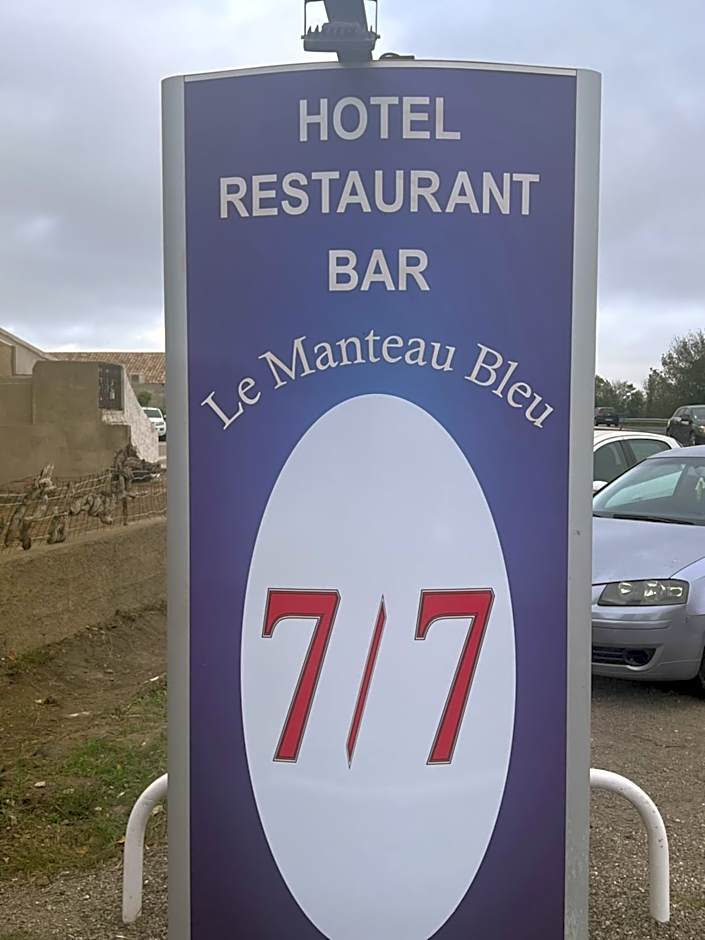 Le Manteau Bleu