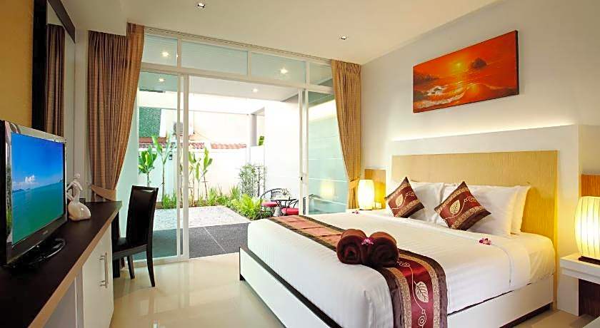 Kata Sea View Villas