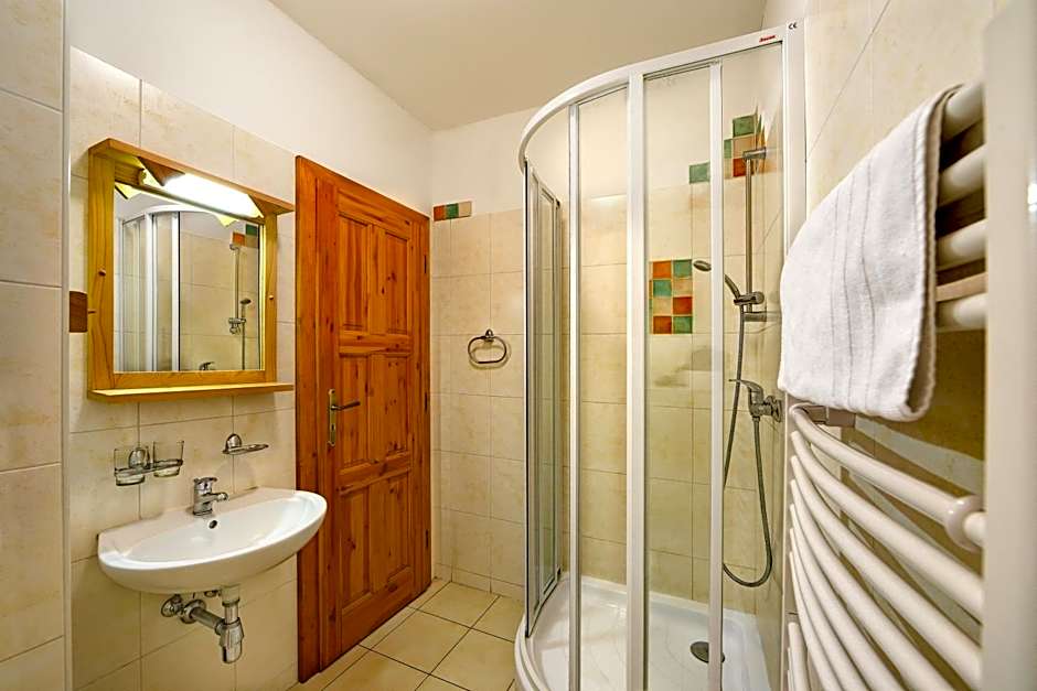 Hotel Garni Myší Díra