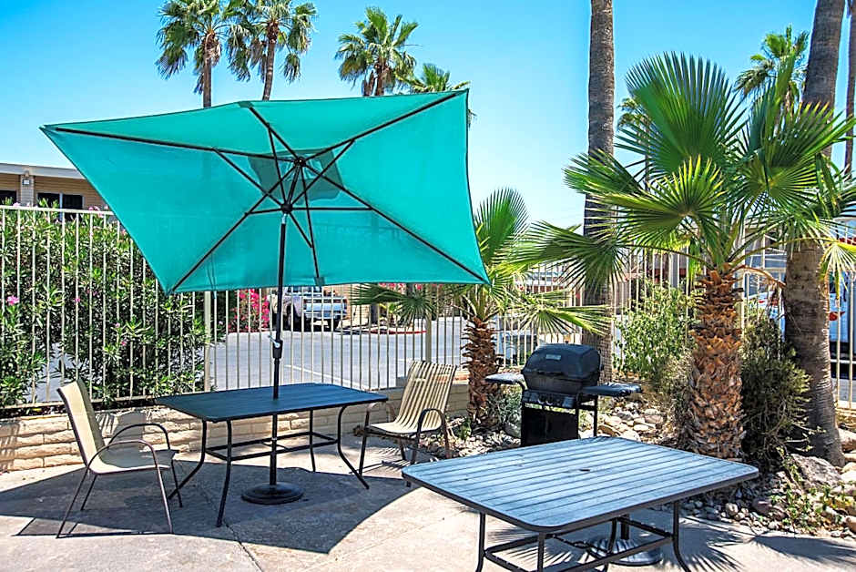 Quality Inn & Suites Phoenix NW - Sun City