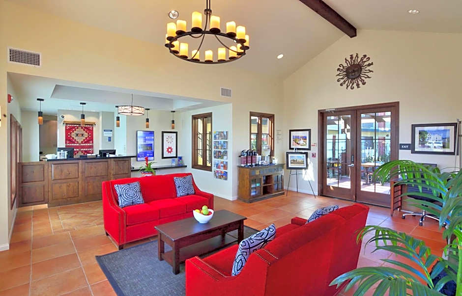 Lamplighter Inn & Suites at SDSU