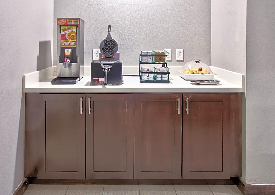 Staybridge Suites Plano By IHG