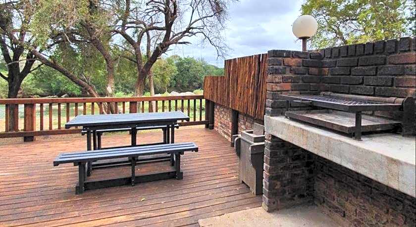 Ekuthuleni River Front Chalets