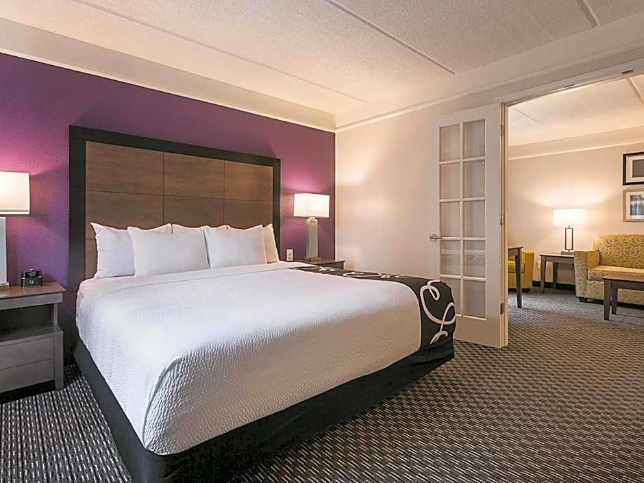 La Quinta Inn & Suites by Wyndham Atlanta Alpharetta