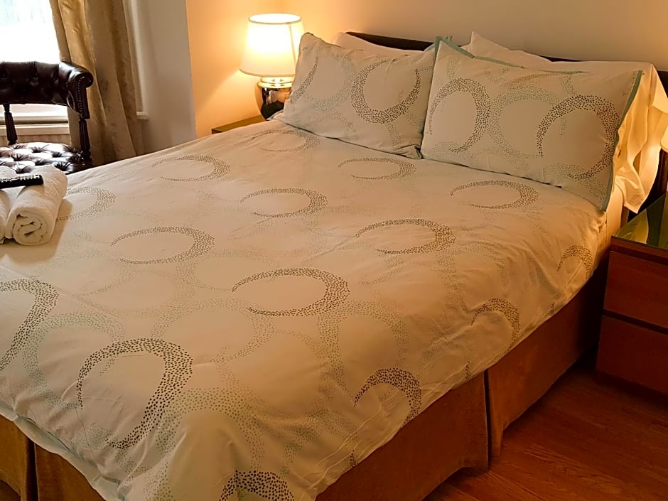 Chumleigh Lodge Hotel Ltd.