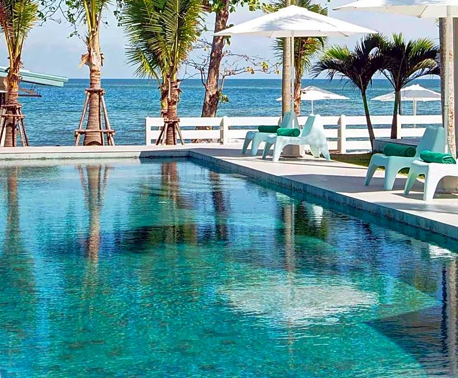 Le Petit Saint Tropez