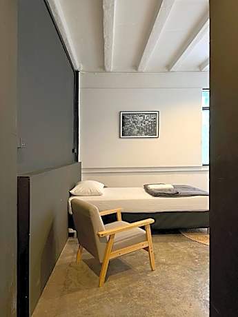 Chatel Samyan - Self check-in