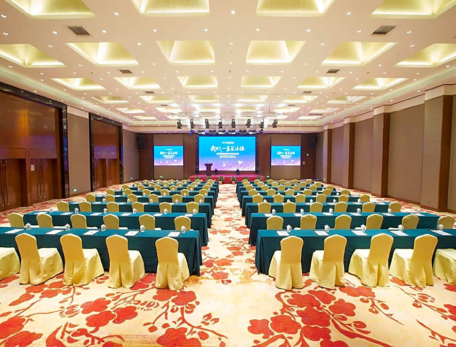 Xiamen Lakeside Hotel