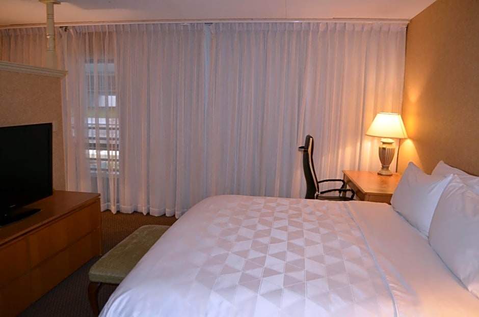 Liyo Inn – Clinton, NJ