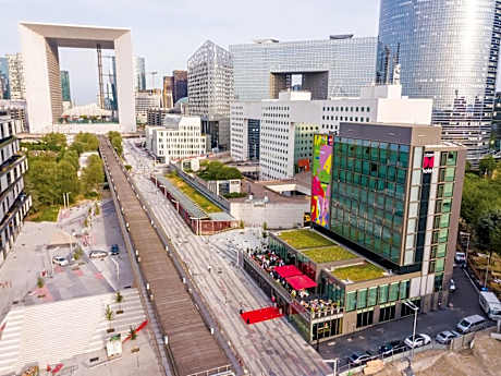 citizenM Paris La Defense