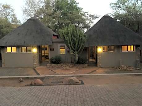 Mabalingwe Elephant Lodge