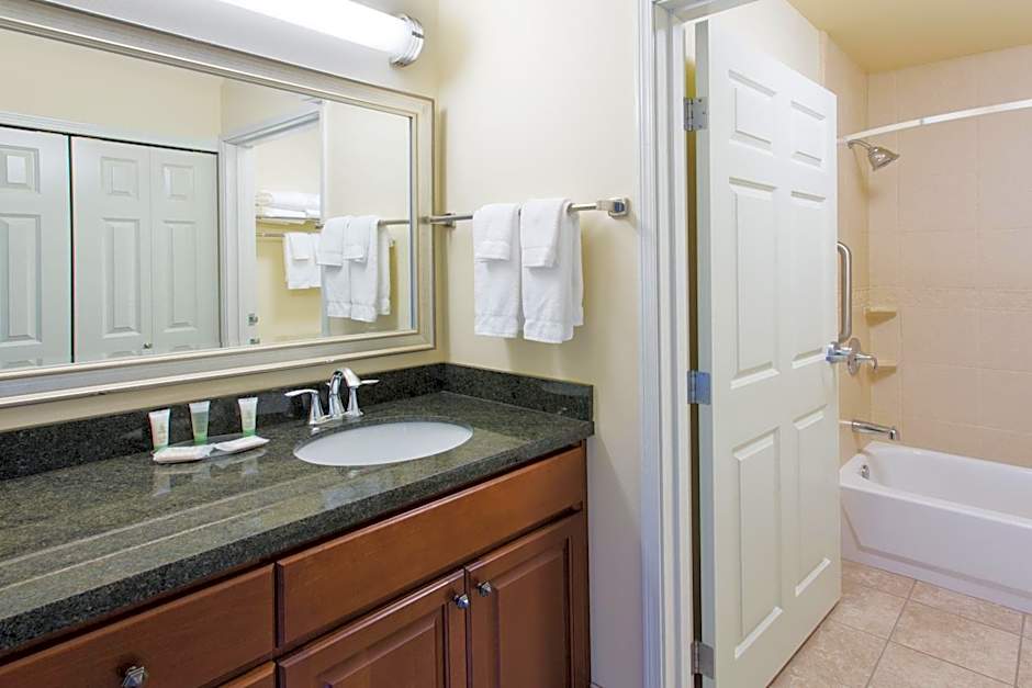 Staybridge Suites Everett - Paine Field By IHG