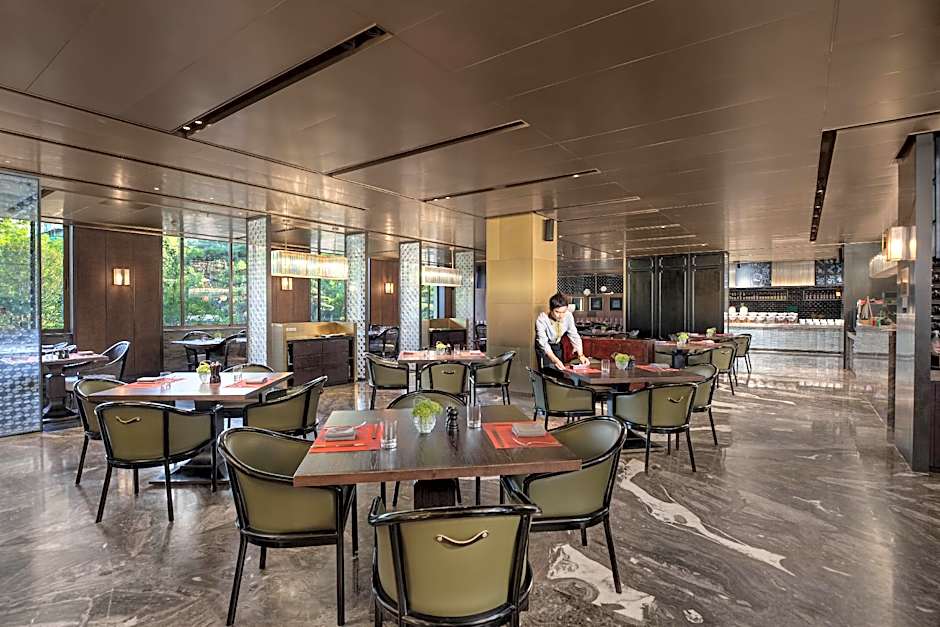 HUALUXE Xian Tanghua By IHG