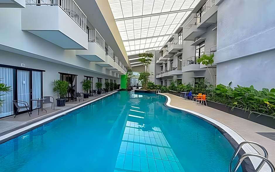 SAVANA HOTEL & CONVENTION MALANG
