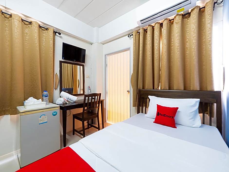 Si Fah at Bangsaen Hotel