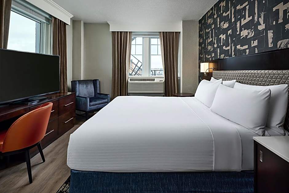 Hotel Alex Johnson Rapid City, Curio Collection by Hilton