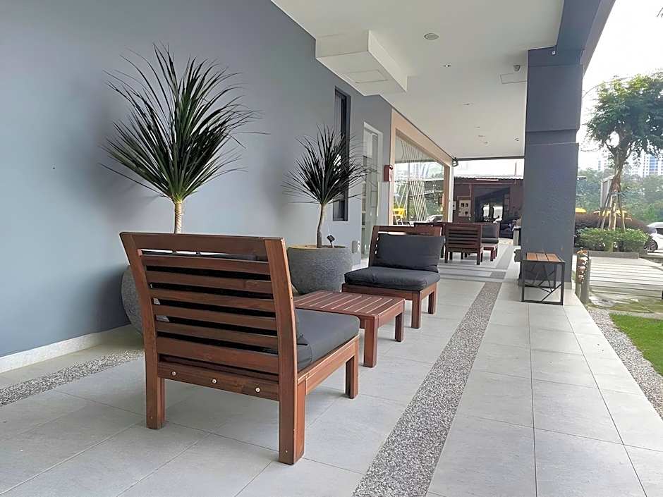 MIYABI HOTEL PERMAS