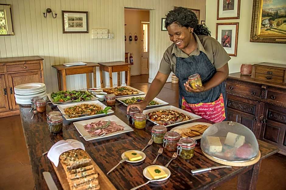 Three Tree Hill Lodge