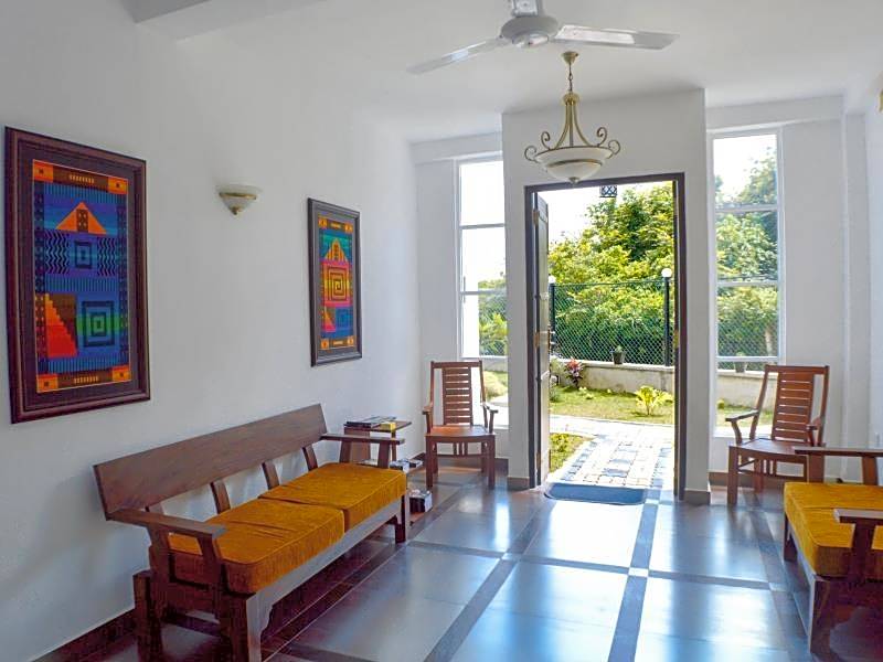 Villa Baywatch Rumassala