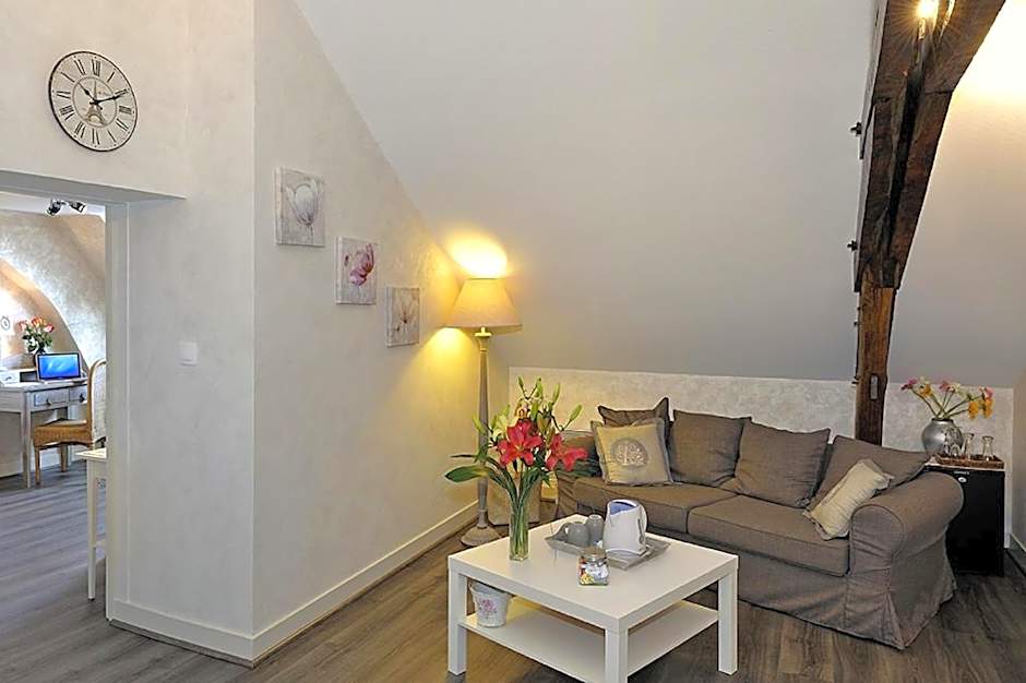 Logis Hôtel Auberge De L'ecole