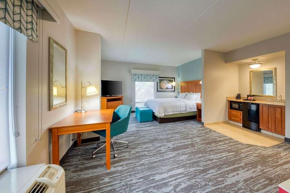 Hampton Inn Wilmington-University Area/Smith Creek Station