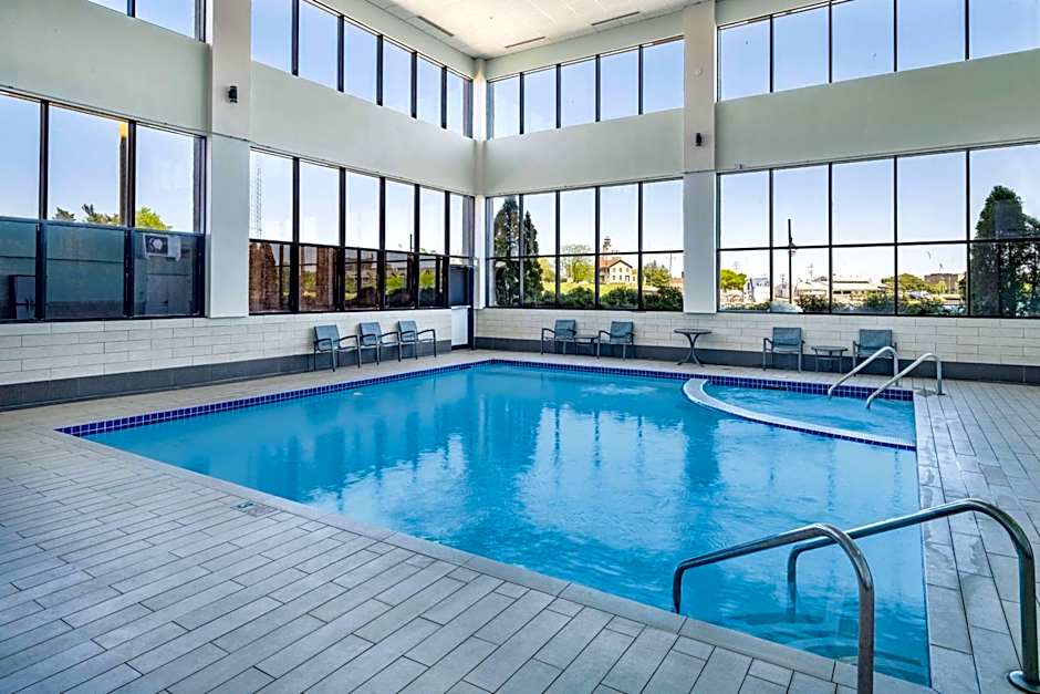Wyndham Garden Kenosha Harborside