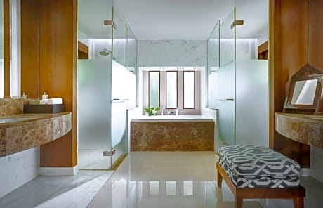 Deluxe Garden Villa with Plunge Pool