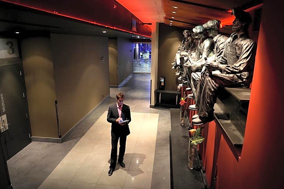 Grand Times Hotel Sherbrooke