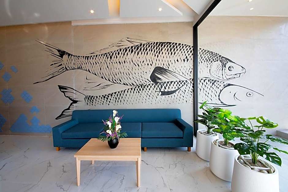 Golden Paradise Hotel