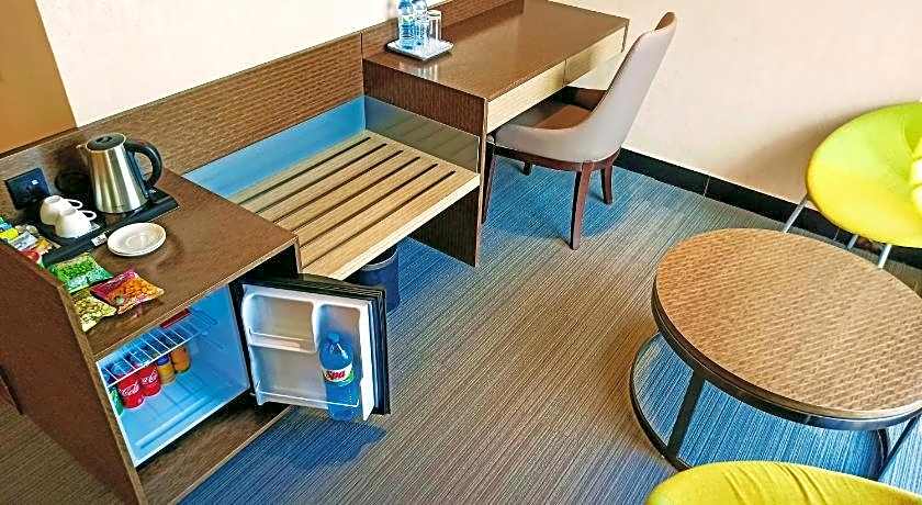 Hotel Omni Residency