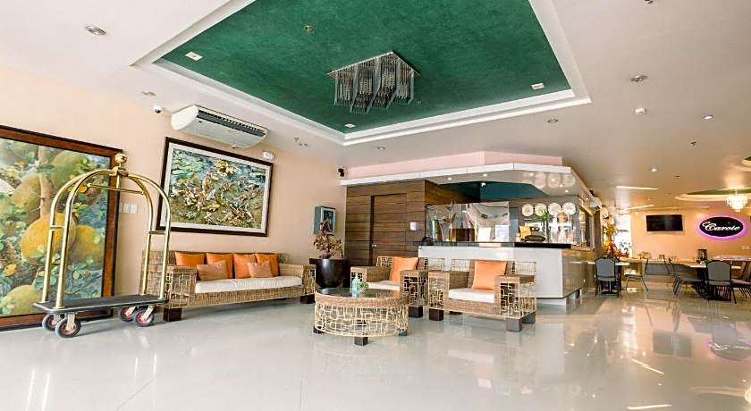 Allure Hotel & Suites