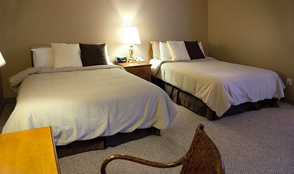 Photo 1 of 3 of Standard Queen Room with Two Queen Beds