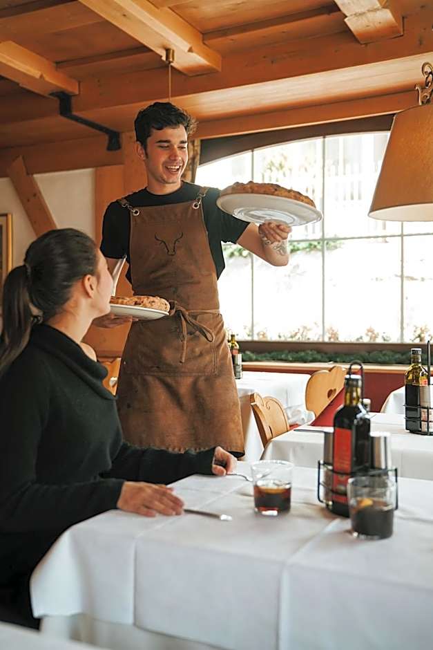 La Tambra - Residence - Central with Restaurant