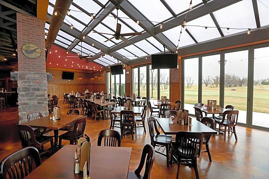 Holiday Inn & Suites Sioux Falls - Airport By IHG