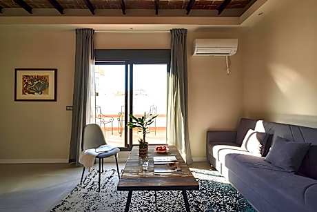 2 Bedroom Apartment, Balcony