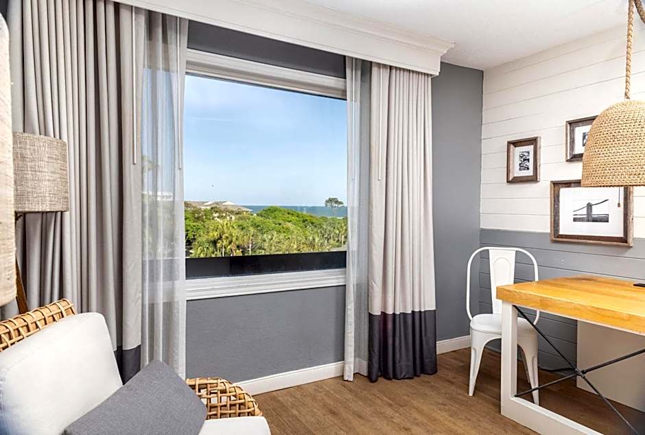 Photo 1 of 2 of 1 King Bed, Accessible, Partial Ocean View