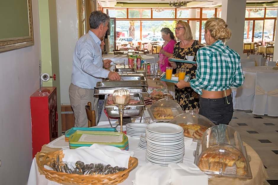 Verdelis Inn