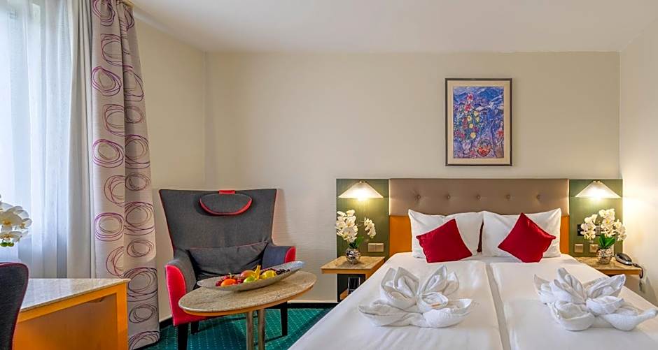 PLAZA Hotel Blankenburg Ditzingen, Sure Hotel Collection