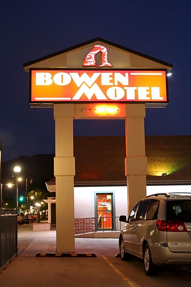 Bowen Motel