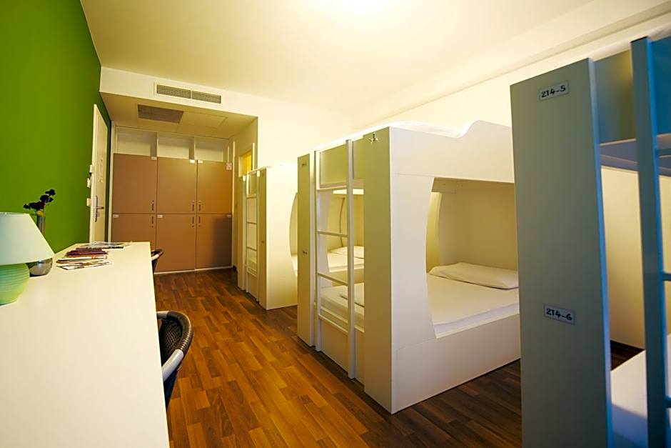 Funk Lounge Hostel