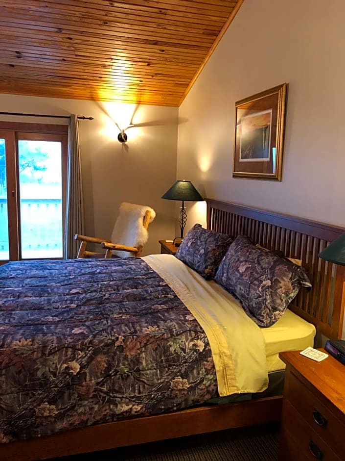 Comstock Premier Lodge LLC
