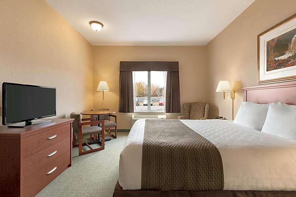 Days Inn by Wyndham Thunder Bay North